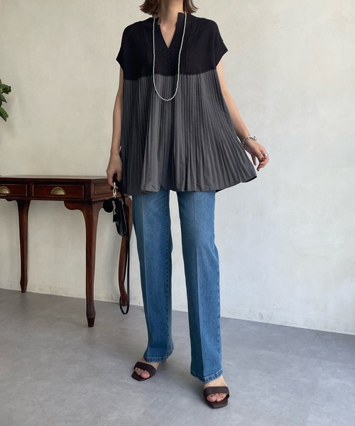 DouDou(ドゥドゥ)の「ケーブルニット×プリーツ異素材切替フレンチ(ニット/セーター・レディース・ホワイト/ブラック/ピンク/チャコールグレー・FREE)」の5枚目の写真