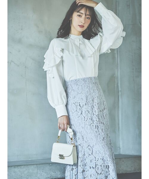 dazzlin（ダズリン）の「プリーツカラー付アシンメトリーフリル