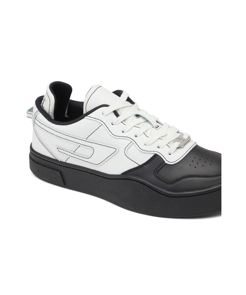 DIESEL(ディーゼル)の「メンズ カウレザー ローカット スニーカー(スニーカー・メンズ・ホワイト×レッド/ホワイト×ブラック・44/41/42/43/40)」の19枚目の写真