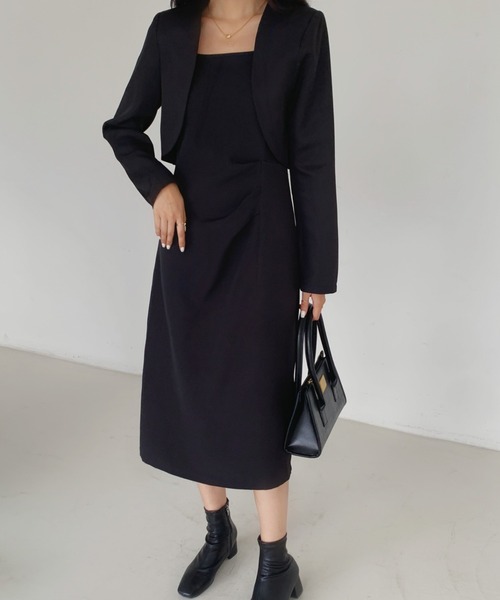 ECLIN（エクラン）の「ショート丈テーラージャケットコンビキャミソールワンピース２点セット（ワンピース・レディース・ブラック/ベージュ/ブラウン・S/M）」の20枚目の写真