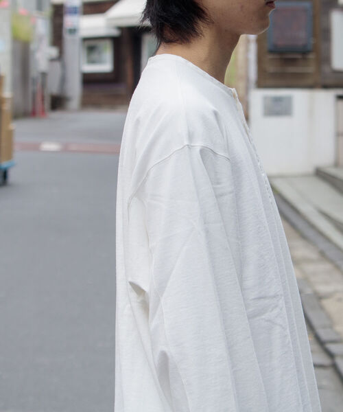 ARMY TWILL（アーミーツイル）の「【ARMY TWILL/アーミーツイル】スリーピングシャツ（Tシャツ/カットソー・メンズ・ホワイト/チャコールグレー・M/L）」の8枚目の写真