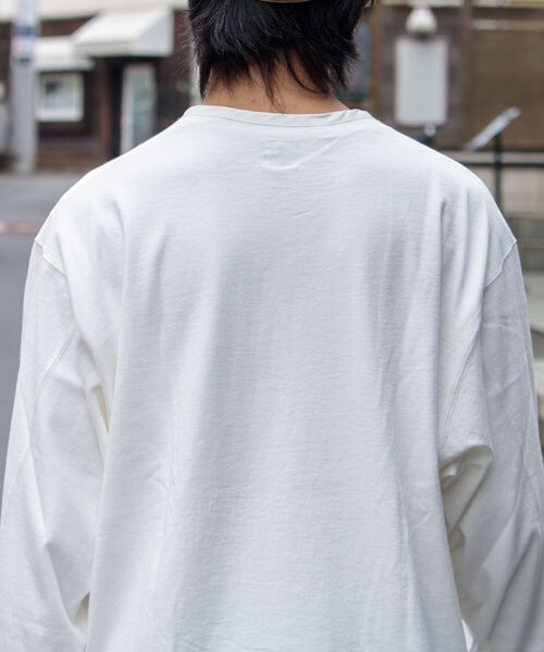 ARMY TWILL（アーミーツイル）の「【ARMY TWILL/アーミーツイル】スリーピングシャツ（Tシャツ/カットソー・メンズ・ホワイト/チャコールグレー・M/L）」の10枚目の写真