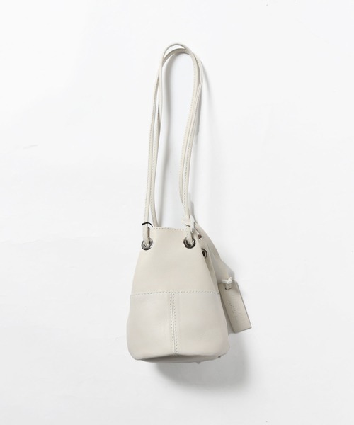 marco masi（マルコマージ）の「MARCO MASI/マルコマージ 巾着バッグ（ショルダーバッグ・レディース・ブラック/キャメル/ホワイト・FREE）」の17枚目の写真