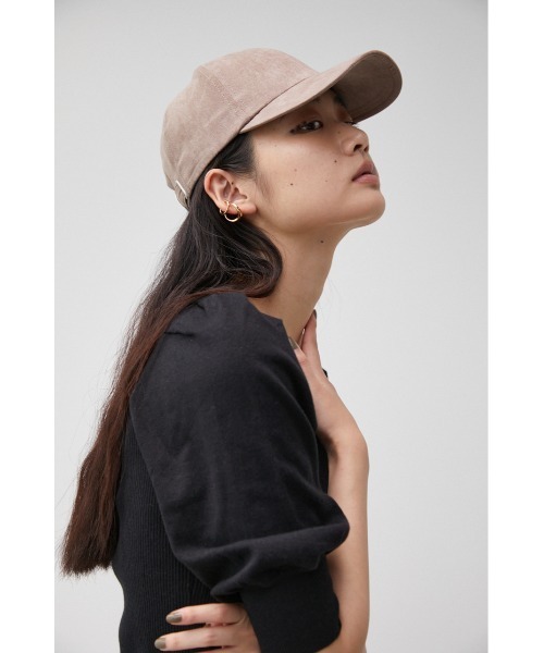 AZUL by moussy(アズールバイマウジー)の「BASIC SUEDE CAP/ベーシックスエードキャップ(キャップ・レディース・ブラック/ブルー/ダークベージュ・FREE)」の3枚目の写真