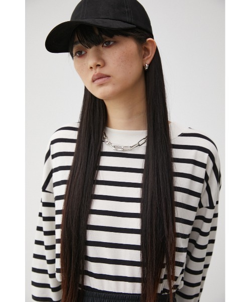 AZUL by moussy(アズールバイマウジー)の「BASIC SUEDE CAP/ベーシックスエードキャップ(キャップ・レディース・ブラック/ブルー/ダークベージュ・FREE)」の4枚目の写真