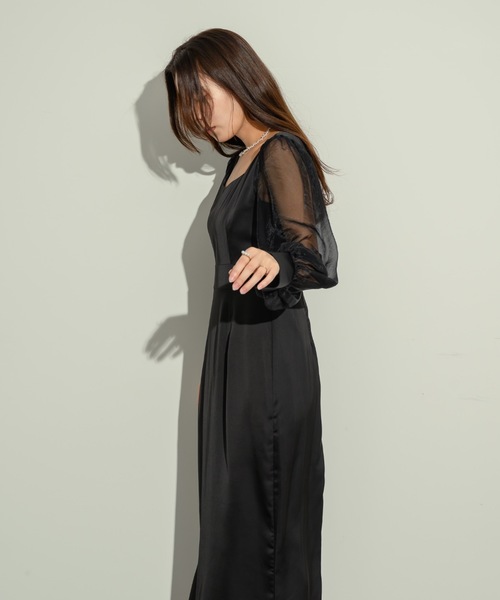 NEUNA(ヌナ)の「【オケージョンにもおすすめ】【大人の装い。ドレッシーな1枚】シアーサテン切り替えロングドレスワンピース(ドレス・レディース・アイボリー/ブラック/グレイッシュベージュ/ブラック系その他・SMALL/FREE)」の15枚目の写真