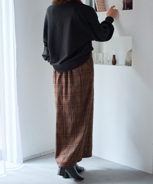 TRIANGLE PALETTE(トライアングルパレット)の「サイドベルトチェック柄Iラインスカート(スカート・レディース・ブラウン/ネイビー/ベージュ・FREE)」の11枚目の写真