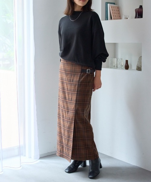 TRIANGLE PALETTE(トライアングルパレット)の「サイドベルトチェック柄Iラインスカート(スカート・レディース・ブラウン/ネイビー/ベージュ・FREE)」の10枚目の写真
