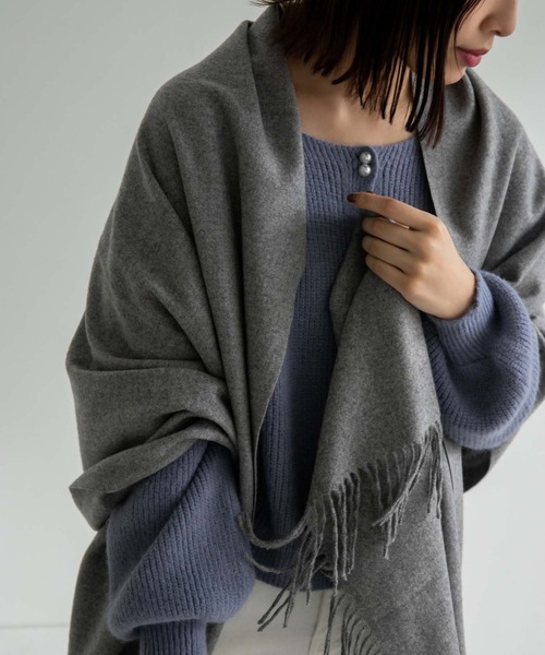 Edit Sheen(エディットシーン)の「カシミアタッチ大判ストール(ストール/ショール・レディース・ブラック/グレー/アイボリー・FREE)」の21枚目の写真