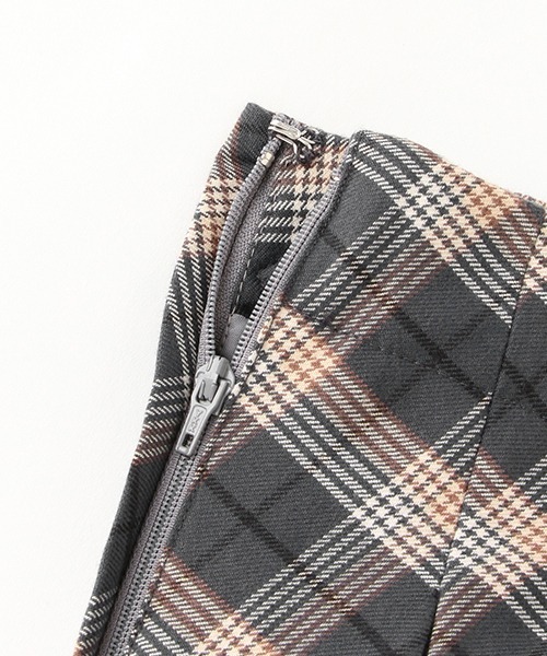 pom ponette junior（ポンポネットジュニア）の「タックスカート（スカート・キッズ・グレー/ブルー/グリーン・S/M/L/LL）」の8枚目の写真