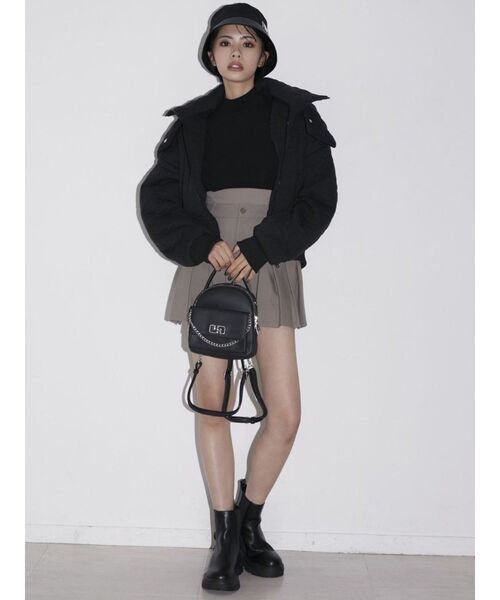 GYDA（ジェイダ）の「ウエスト2WAYプリーツ スカートライクショートパンツ（スカート・レディース・ブラック/ベージュ・FREE）」の18枚目の写真