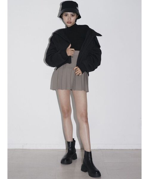 GYDA（ジェイダ）の「ウエスト2WAYプリーツ スカートライクショートパンツ（スカート・レディース・ブラック/ベージュ・FREE）」の8枚目の写真