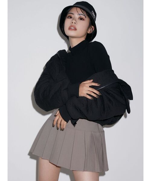 GYDA（ジェイダ）の「ウエスト2WAYプリーツ スカートライクショートパンツ（スカート・レディース・ブラック/ベージュ・FREE）」の4枚目の写真