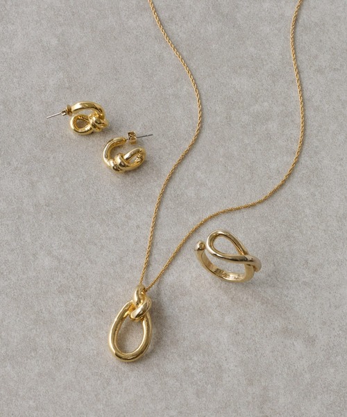 BEARDSLEY（ビアズリー）の「Knotモチーフネックレス（ネックレス・レディース・ゴールド・FREE）」の6枚目の写真