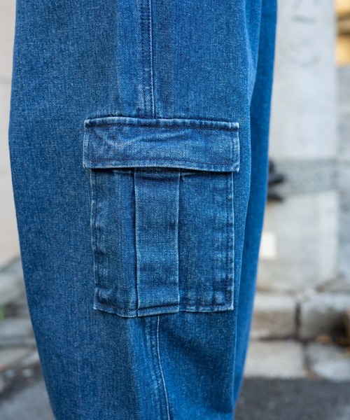 WEGO(ウィゴー)の「WEGO/デニムワイドカーゴパンツ(カーゴパンツ・レディース・ライトインディゴブルー/インディゴブルー・FREE)」の10枚目の写真