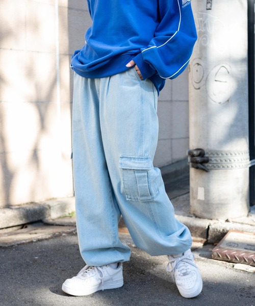 WEGO(ウィゴー)の「WEGO/デニムワイドカーゴパンツ(カーゴパンツ・レディース・ライトインディゴブルー/インディゴブルー・FREE)」の12枚目の写真