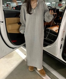 Jewelobe（ジュエローブ）の「ハーフジップビッグカラースウェットマキシワンピース（ワンピース）」