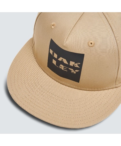 OAKLEY(オークリー)の「オークリー ESSENTIAL YTR BOX LOGO CAP FA 22.0 /キャップ/Youth/OAKLEY(キャップ・キッズ・ブラック/ベージュ・U)」の3枚目の写真