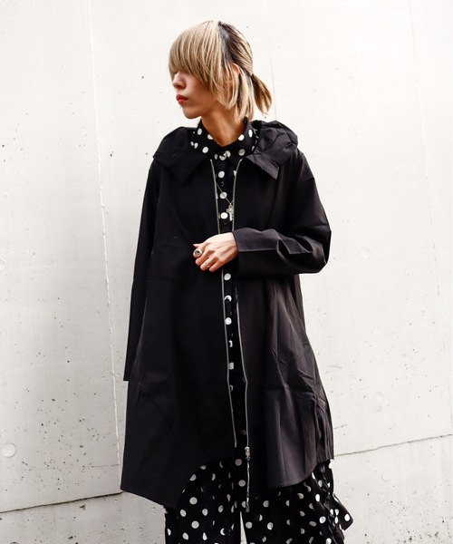 rovtski（ロフトスキー）の「ストレッチロングパーカー（パーカー・レディース・ベージュ/ブラック/ブルー・FREE）」の9枚目の写真