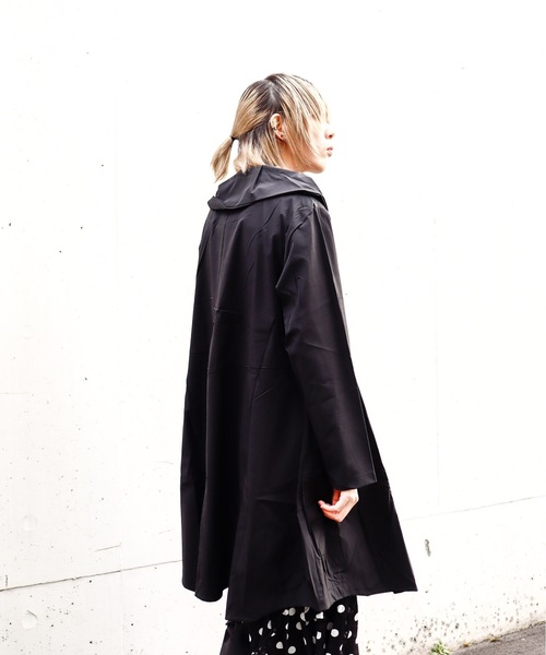 rovtski（ロフトスキー）の「ストレッチロングパーカー（パーカー・レディース・ベージュ/ブラック/ブルー・FREE）」の12枚目の写真