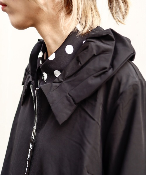 rovtski（ロフトスキー）の「ストレッチロングパーカー（パーカー・レディース・ベージュ/ブラック/ブルー・FREE）」の18枚目の写真