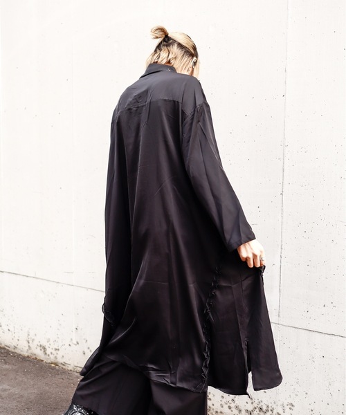 rovtski（ロフトスキー）の「ストレッチロングパーカー（パーカー・レディース・ベージュ/ブラック/ブルー・FREE）」の22枚目の写真