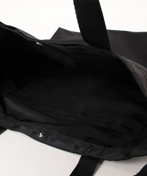 FREDRIK PACKERS(フレドリックパッカーズ)の「FREDRIK PACKERS フレドリックパッカーズ VAIL FLIGHT SATIN 2WAY トートBAG(ショルダーバッグ・レディース・ブラック/オリーブ/グリーン・ONESIZE)」の22枚目の写真