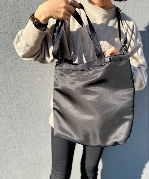 FREDRIK PACKERS(フレドリックパッカーズ)の「FREDRIK PACKERS フレドリックパッカーズ VAIL FLIGHT SATIN 2WAY トートBAG(ショルダーバッグ・レディース・ブラック/オリーブ/グリーン・ONESIZE)」の7枚目の写真