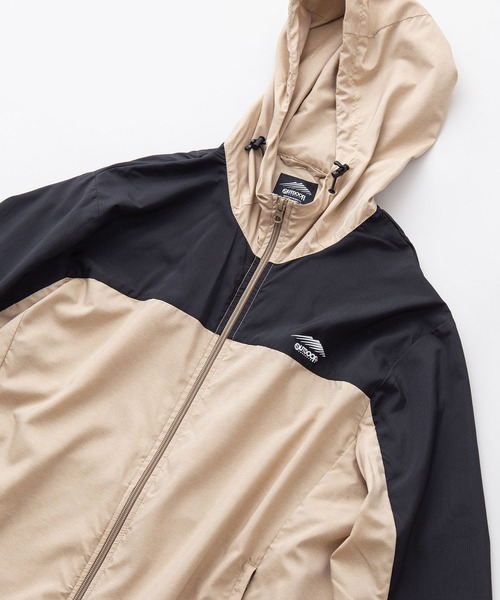 OUTDOOR PRODUCTS（アウトドアプロダクツ）の「【OUTDOOR PRODUCTS/アウトドアプロダクツ】撥水　防花粉　紫外線対策　透湿　パッカブル　リップストップパッカブルパーカー（パーカー・メンズ・ベージュ/ライトグリーン/カーキ/ブラック/ライトベージュ/チャコールグレー・MEDIUM/LARGE/X-LARGE）」の3枚目の写真