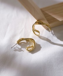 atlo（アトロ）の「ねじねじチェーンフープピアス 結婚式 同窓会 オケージョン お呼ばれ（ピアス（両耳用））」