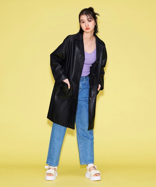 FOREVER 21(フォーエバー トゥエンティーワン)の「【POP】フェイクレザーロングジャケット(その他アウター・レディース・ブラック・FREE)」の3枚目の写真