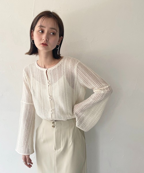 CLEIO(クレイオ)の「【CLEIO】ベルスリーブレースシャツ(シャツ/ブラウス・レディース・ブラック/アイボリー/ライトベージュ・FREE)」の15枚目の写真