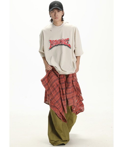 MASONPRINCE(メイソンプリンス)の「オーバーサイズ ダメージ加工 かすれロゴプリントTシャツ DT5002【MASONPRINCE】(Tシャツ/カットソー・メンズ・レッド/ホワイト/ネイビー・L/S/M)」の14枚目の写真