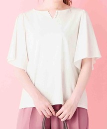 パール調ボタン付Ｔシャツブラウス