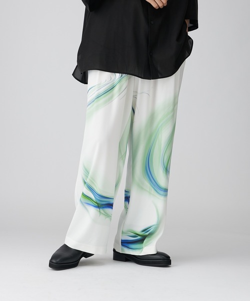 Lui's(ルイス)の「SMOKEプリントリラックスパンツ (セットアップ対応)(スラックス・メンズ・ホワイト/ブラック・SMALL/MEDIUM)」の14枚目の写真