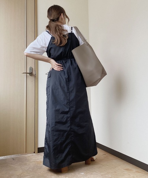 Reurie'(レウリィ)の「【ZOZO限定】ナイロンミリタリーワンピース / 夏服 ミリタリー 大人カジュアル レイヤード ノースリーブ キャミワンピ(ワンピース・レディース・ホワイト/ブラック・FREE)」の15枚目の写真