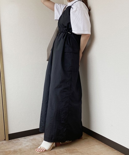 Reurie'(レウリィ)の「【ZOZO限定】ナイロンミリタリーワンピース / 夏服 ミリタリー 大人カジュアル レイヤード ノースリーブ キャミワンピ(ワンピース・レディース・ホワイト/ブラック・FREE)」の13枚目の写真