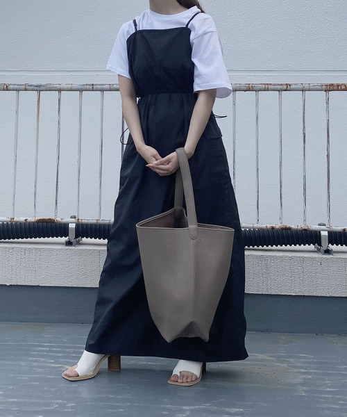 Reurie'(レウリィ)の「【ZOZO限定】ナイロンミリタリーワンピース / 夏服 ミリタリー 大人カジュアル レイヤード ノースリーブ キャミワンピ(ワンピース・レディース・ホワイト/ブラック・FREE)」の18枚目の写真