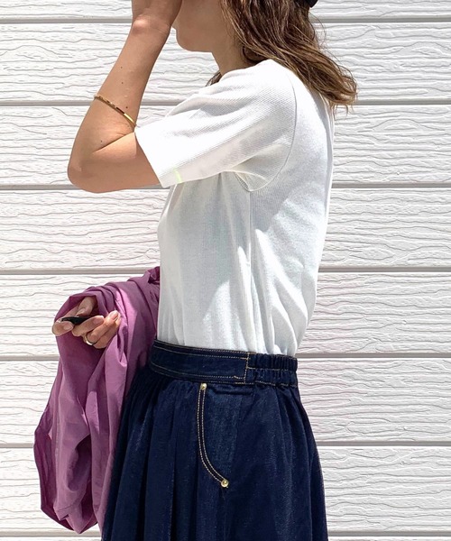 Q（キュー）の「リブデイリークルーネックT（Tシャツ/カットソー・レディース・ブラック/アイボリー・MEDIUM）」の8枚目の写真