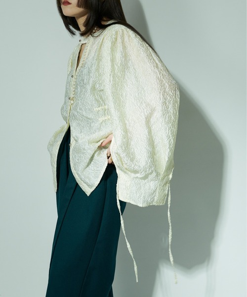 Ezick(エジック)の「Blooming jacquard 2way フェアリーブラウス(シャツ/ブラウス・レディース・グリーン/ラベンダー/ホワイト・FREE)」の21枚目の写真