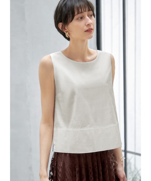 STYLE DELI（スタイルデリ）の「クロップド丈ノースリコットン混紡ブラウス（シャツ/ブラウス・レディース・ホワイト/ブラウン系・MEDIUM）」の2枚目の写真