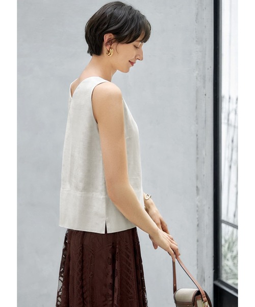 STYLE DELI（スタイルデリ）の「クロップド丈ノースリコットン混紡ブラウス（シャツ/ブラウス・レディース・ホワイト/ブラウン系・MEDIUM）」の12枚目の写真