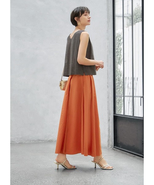 STYLE DELI（スタイルデリ）の「クロップド丈ノースリコットン混紡ブラウス（シャツ/ブラウス・レディース・ホワイト/ブラウン系・MEDIUM）」の5枚目の写真