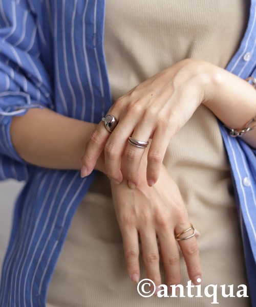 antiqua（アンティカ）の「曲線フォルムリング（リング・レディース・ゴールド/シルバー・FREE）」の2枚目の写真