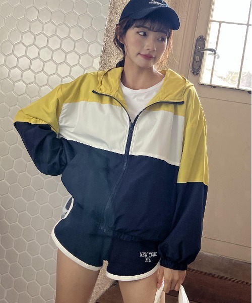 ad thie(アドティエ)の「フード付き バイカラー ブルゾン(ブルゾン・レディース・ブラック/ネイビー・MEDIUM/LARGE)」の10枚目の写真