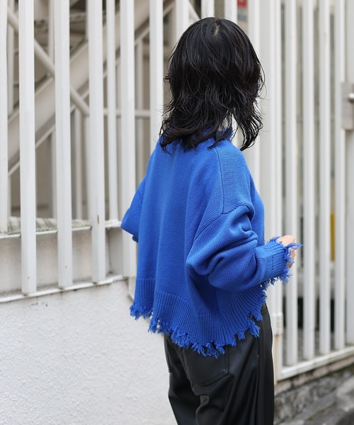 COLONY 2139（コロニートゥーワンスリーナイン）の「クラッシュニット