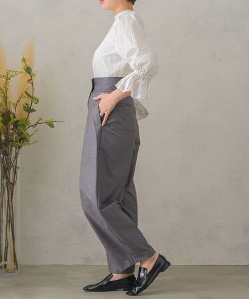 Kari & lili（カウリアンドリィリィ）の「high w tuck wide PT（その他パンツ・レディース・ブラック/ライトグレー・MEDIUM/LARGE）」の18枚目の写真