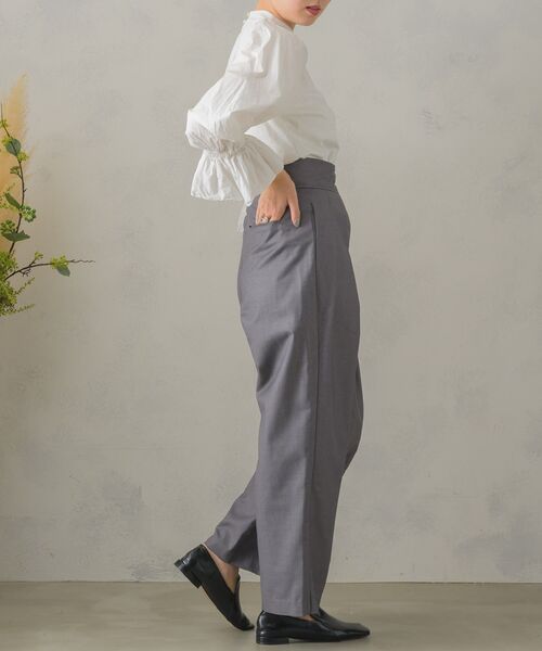 Kari & lili（カウリアンドリィリィ）の「high w tuck wide PT（その他パンツ・レディース・ブラック/ライトグレー・MEDIUM/LARGE）」の17枚目の写真