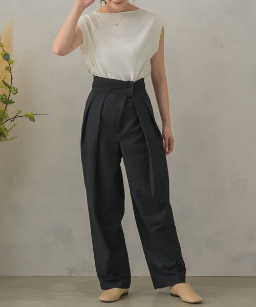 Kari & lili（カウリアンドリィリィ）の「high w tuck wide PT（その他パンツ・レディース・ブラック/ライトグレー・MEDIUM/LARGE）」の11枚目の写真