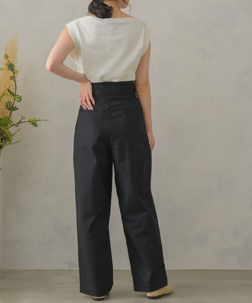 Kari & lili（カウリアンドリィリィ）の「high w tuck wide PT（その他パンツ・レディース・ブラック/ライトグレー・MEDIUM/LARGE）」の8枚目の写真